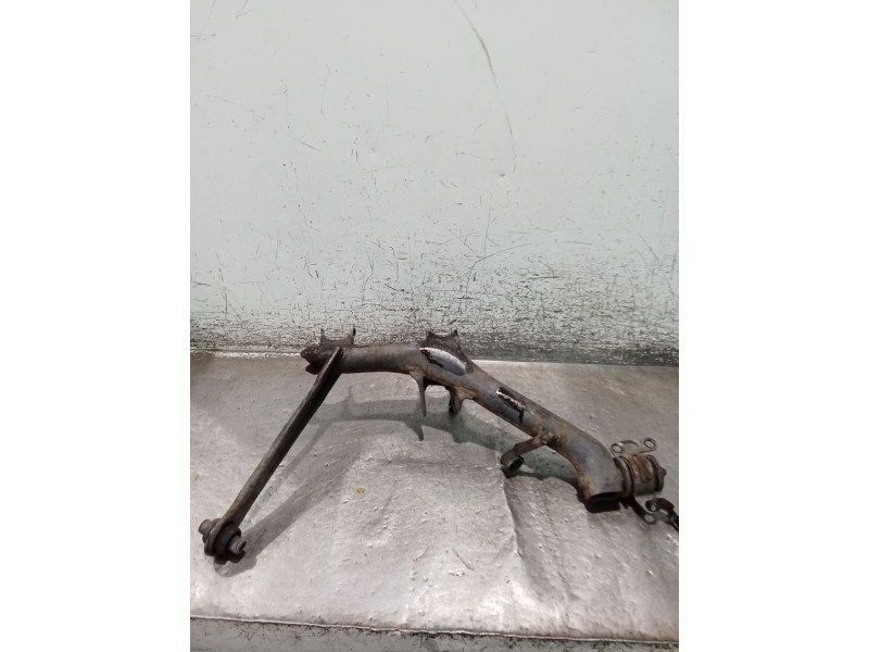 Recambio de brazo suspension inferior trasero derecho para toyota celica coupé (_t23_) 1.8 16v vt-i (zzt230_) referencia OEM IAM