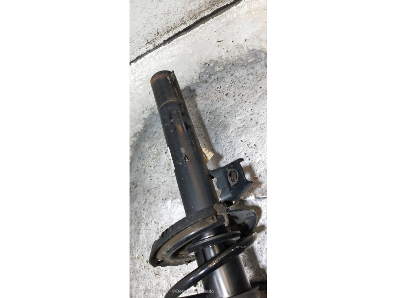 Recambio de amortiguador delantero izquierdo para audi a3 (8v) ambiente referencia OEM IAM 5Q0413023CP  