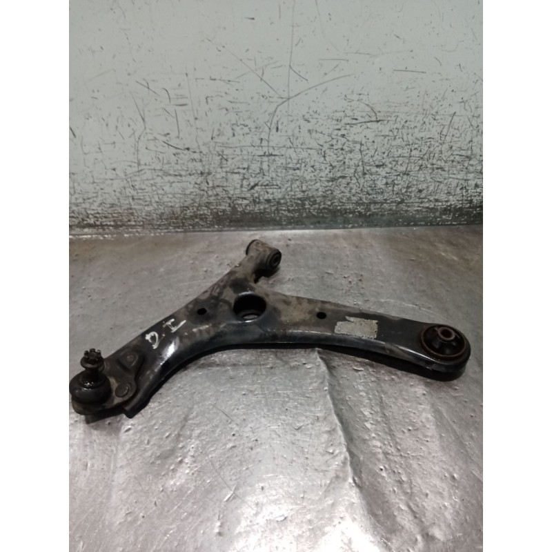 Recambio de brazo suspension inferior delantero izquierdo para toyota celica coupé (_t23_) 1.8 16v vt-i (zzt230_) referencia OEM