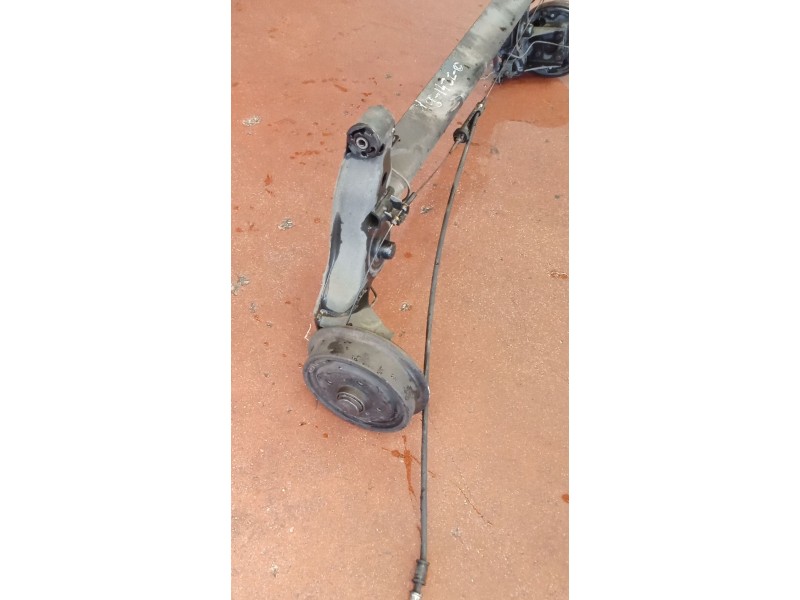 Recambio de puente trasero para opel ascona c (j82) 2.0 i cat (f11, m11, f68, m68) referencia OEM IAM TAMBOR  