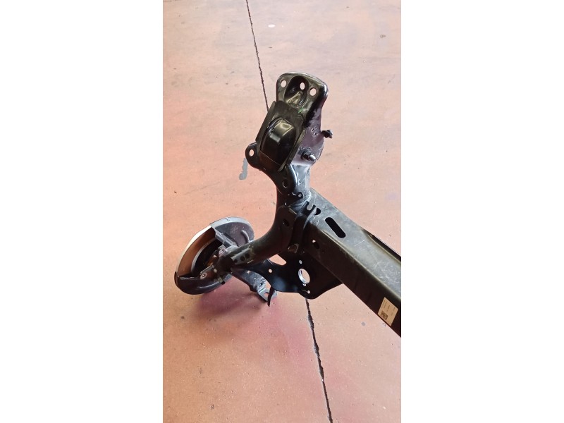 Recambio de puente trasero para volkswagen t-roc (a11, d11) 2.0 tdi scr referencia OEM IAM 5Q0501049BJ DISCO/ABS 