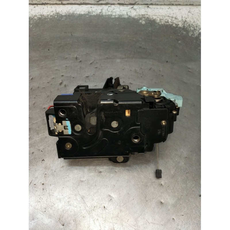 Recambio de motor cierre centralizado delantero derecho para volkswagen golf v (1k1) 1.9 tdi referencia OEM IAM 3D1837016 3P 200