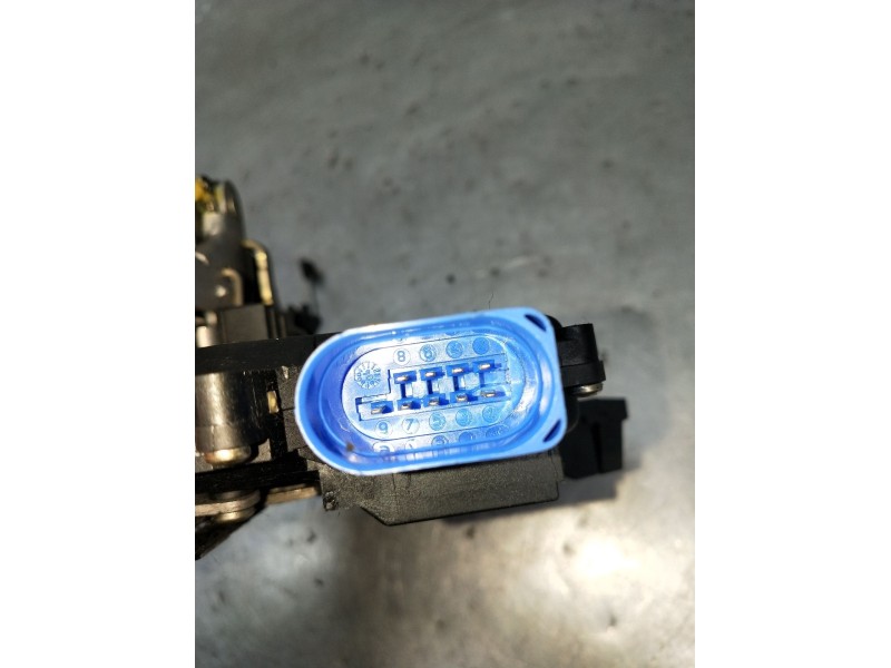 Recambio de motor cierre centralizado delantero derecho para volkswagen golf v (1k1) 1.9 tdi referencia OEM IAM 3D1837016 3P 200