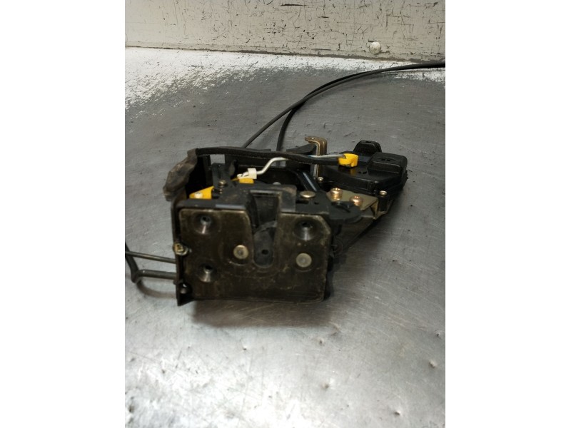 Recambio de motor cierre centralizado delantero izquierdo para hyundai accent iii (mc) 1.4 gl referencia OEM IAM  3P 2005