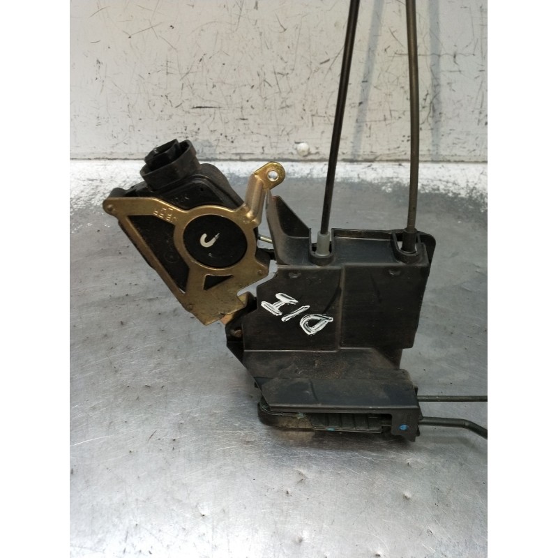 Recambio de motor cierre centralizado delantero izquierdo para hyundai accent iii (mc) 1.4 gl referencia OEM IAM  3P 2005