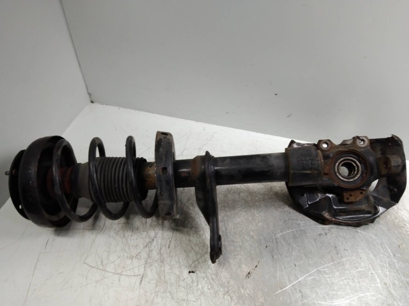 Recambio de mangueta delantera izquierda para opel ascona c 2.0 referencia OEM IAM   