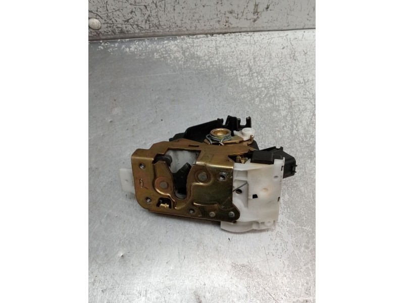 Recambio de motor cierre centralizado delantero izquierdo para ford mondeo iii sedán (b4y) 2.0 tdci referencia OEM IAM 2S4AA2181