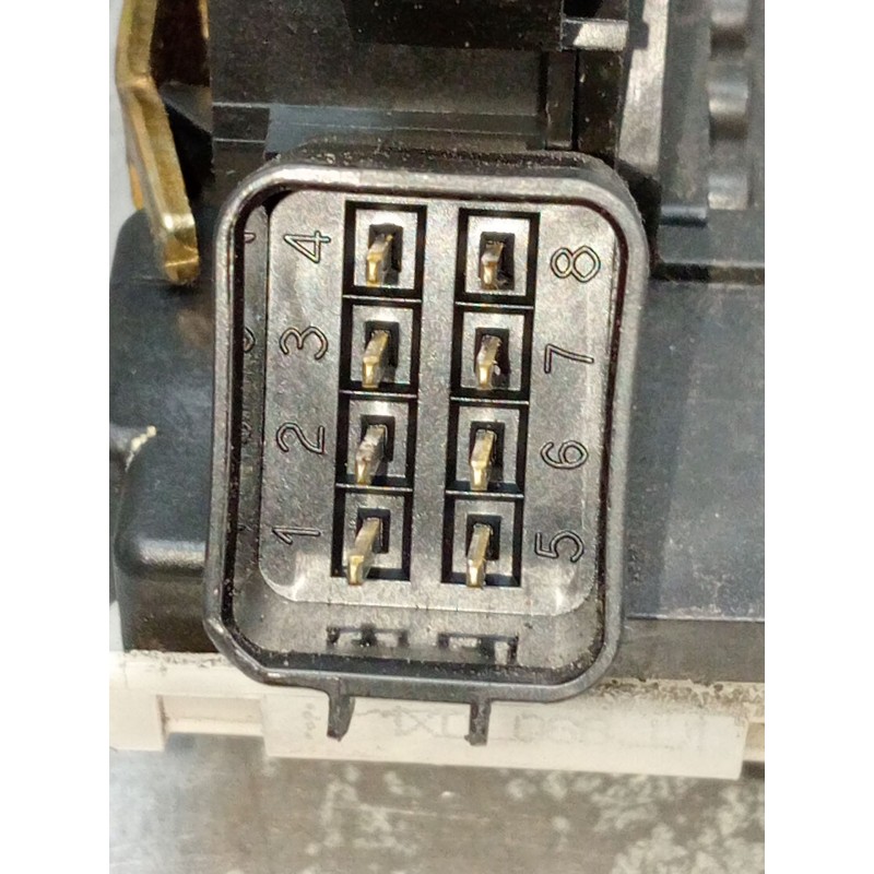 Recambio de motor cierre centralizado delantero izquierdo para ford mondeo iii sedán (b4y) 2.0 tdci referencia OEM IAM 2S4AA2181