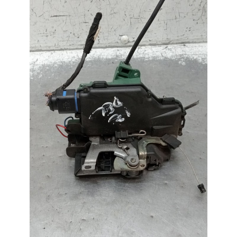 Recambio de motor cierre centralizado delantero izquierdo para seat ibiza iii (6l1) 1.4 16v referencia OEM IAM  5P 2002