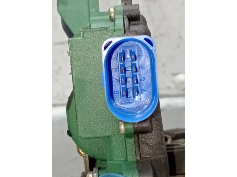 Recambio de motor cierre centralizado delantero izquierdo para seat ibiza iii (6l1) 1.4 16v referencia OEM IAM  5P 2002
