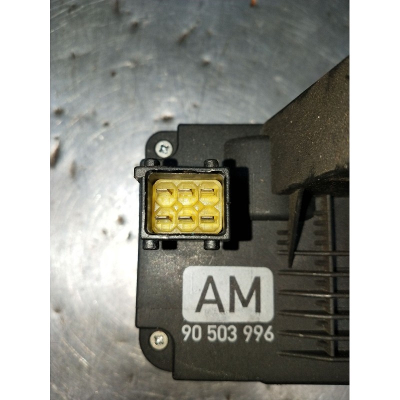 Recambio de motor cierre centralizado trasero derecho para opel vectra b hatchback (j96) 1.7 td (f68) referencia OEM IAM 9050399