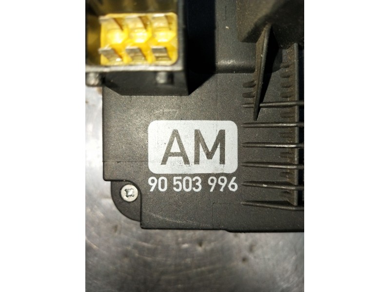 Recambio de motor cierre centralizado trasero derecho para opel vectra b hatchback (j96) 1.7 td (f68) referencia OEM IAM 9050399