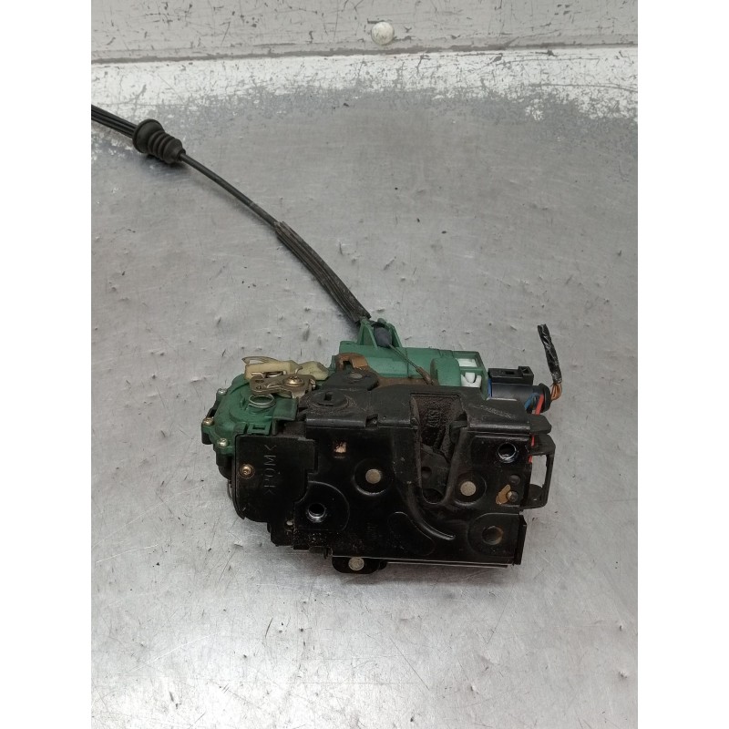Recambio de motor cierre centralizado delantero derecho para seat ibiza iii (6l1) 1.4 16v referencia OEM IAM  5P 2002