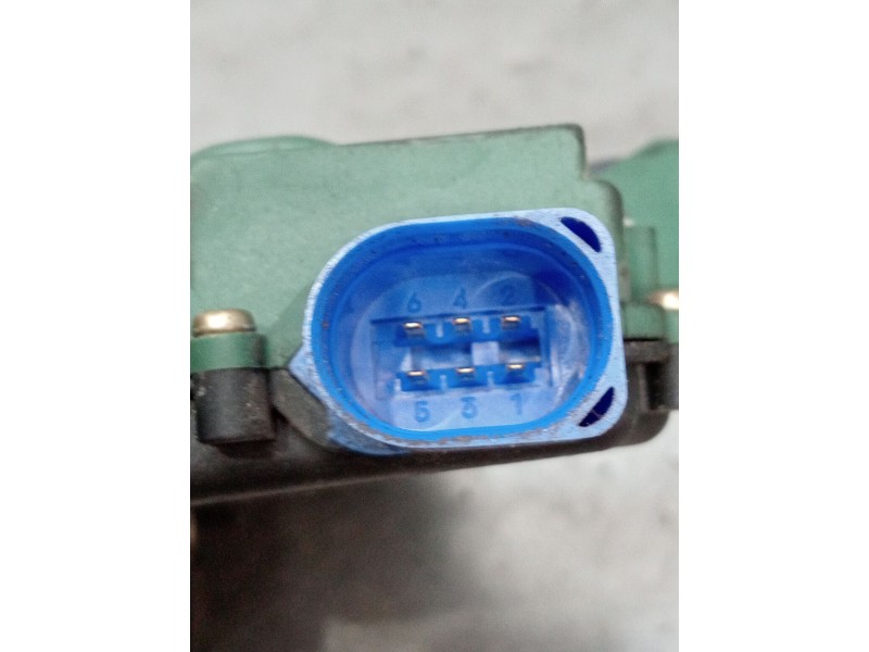 Recambio de motor cierre centralizado delantero derecho para seat ibiza iii (6l1) 1.4 16v referencia OEM IAM  5P 2002