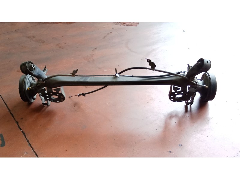 Recambio de puente trasero para toyota yaris (_p9_) 1.3 vvt-i (scp90_) referencia OEM IAM TAMBOR/ABS  05