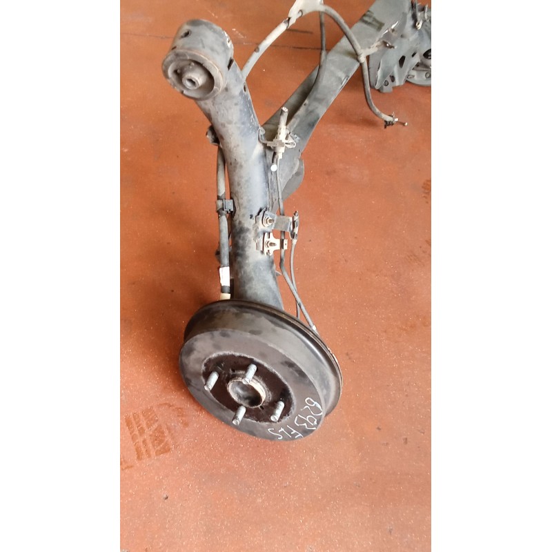 Recambio de puente trasero para toyota yaris (_p9_) 1.3 vvt-i (scp90_) referencia OEM IAM TAMBOR/ABS  05