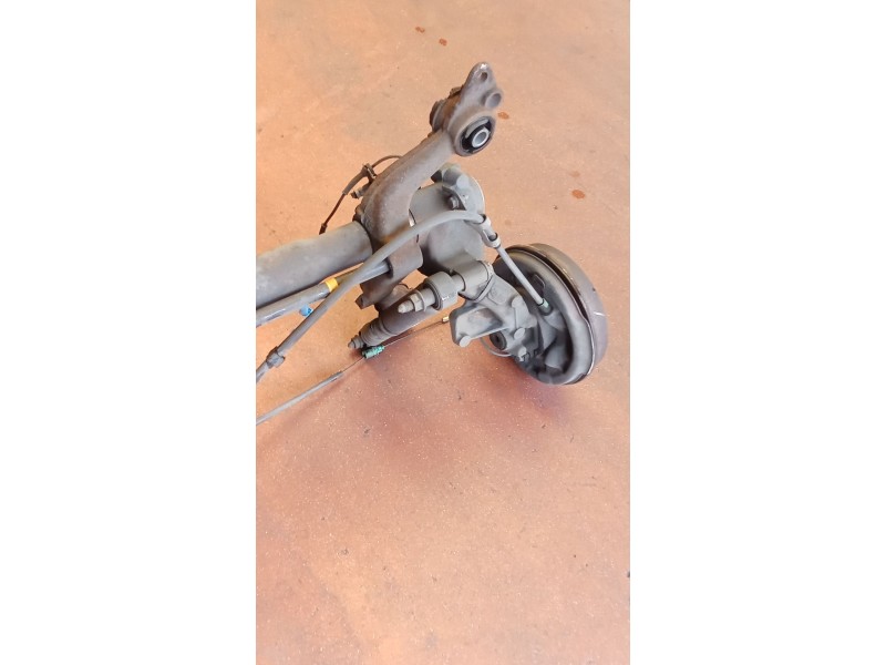 Recambio de puente trasero para peugeot 206 hatchback (2a/c) 1.4 hdi eco 70 referencia OEM IAM  TAMBOR/ABS 03