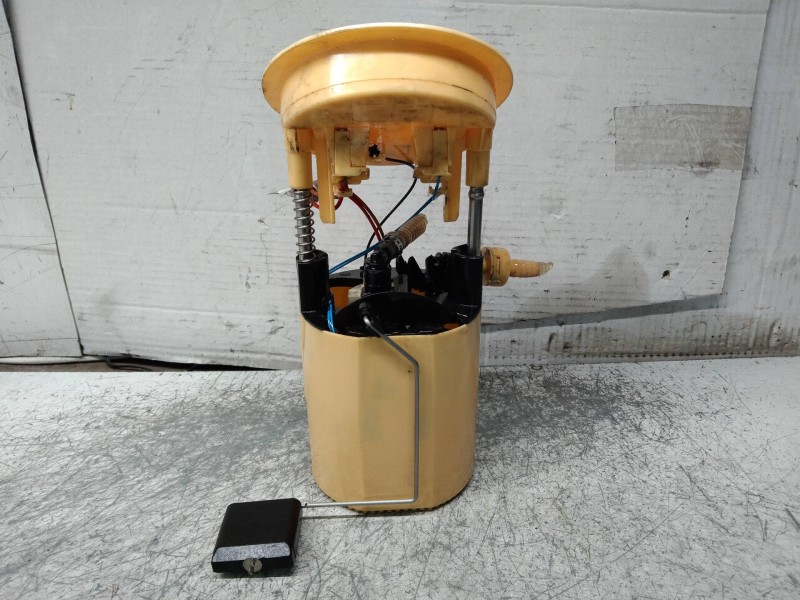 Recambio de bomba combustible para bmw serie 1 berlina (e81/e87) 118d referencia OEM IAM A2C53215722 7190943 