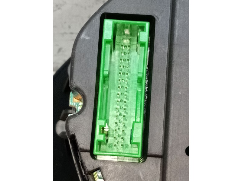 Recambio de cuadro instrumentos para seat ibiza iii (6l1) 1.4 16v referencia OEM IAM 6L0920801 310702 2002