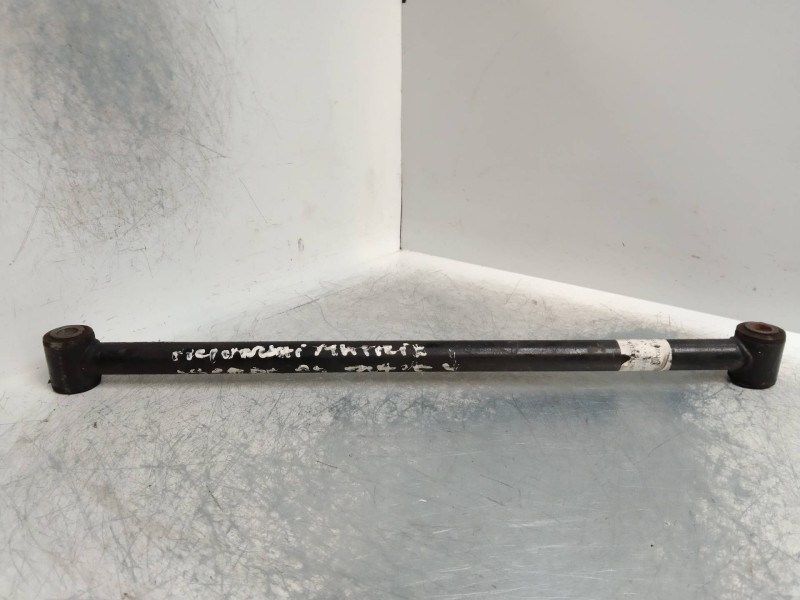 Recambio de tirante trasero izquierdo para ssangyong rexton 2.9 turbodiesel cat referencia OEM IAM   