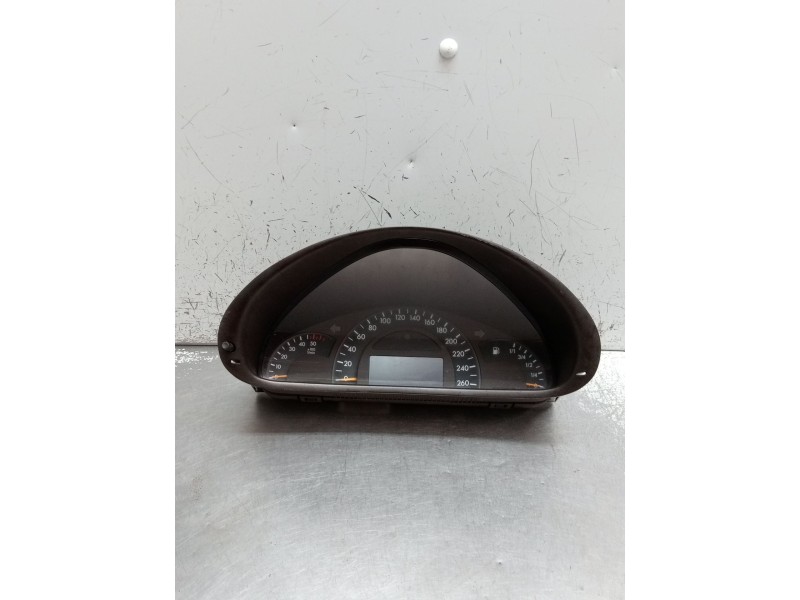 Recambio de cuadro instrumentos para mercedes-benz clase c (w203) c 270 cdi (203.016) referencia OEM IAM A2035403411 110008896 2