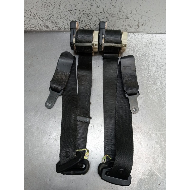Recambio de juego cinturones delantero para ford mondeo iii sedán (b4y) 2.0 tdci referencia OEM IAM  4P 2001
