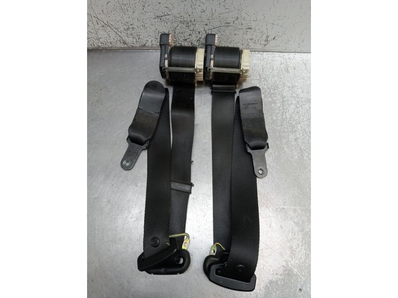 Recambio de juego cinturones delantero para ford mondeo iii sedán (b4y) 2.0 tdci referencia OEM IAM  4P 2001