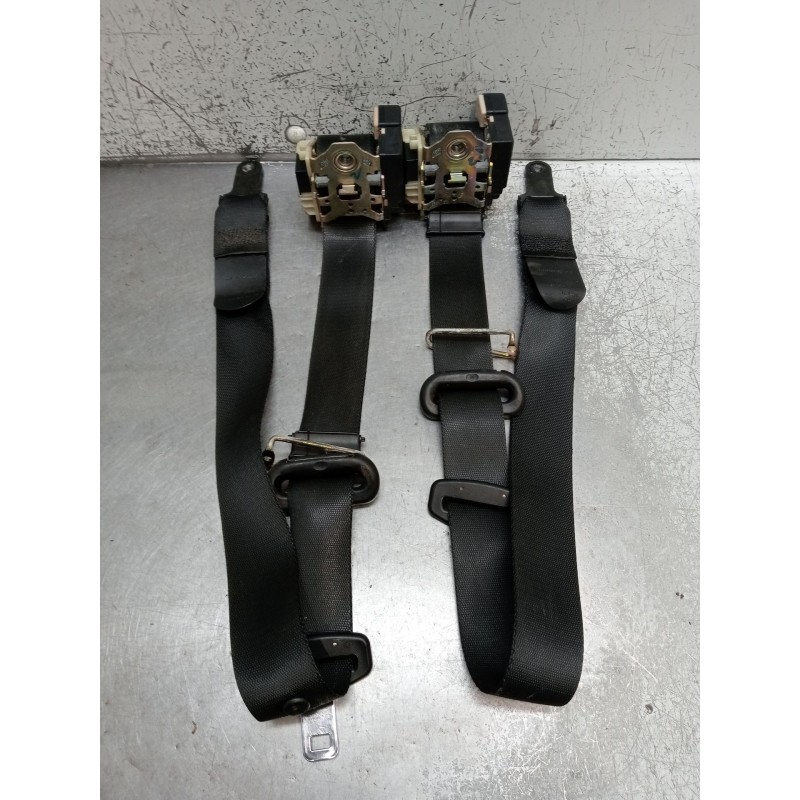 Recambio de juego cinturones delantero para ford mondeo iii sedán (b4y) 2.0 tdci referencia OEM IAM  4P 2001