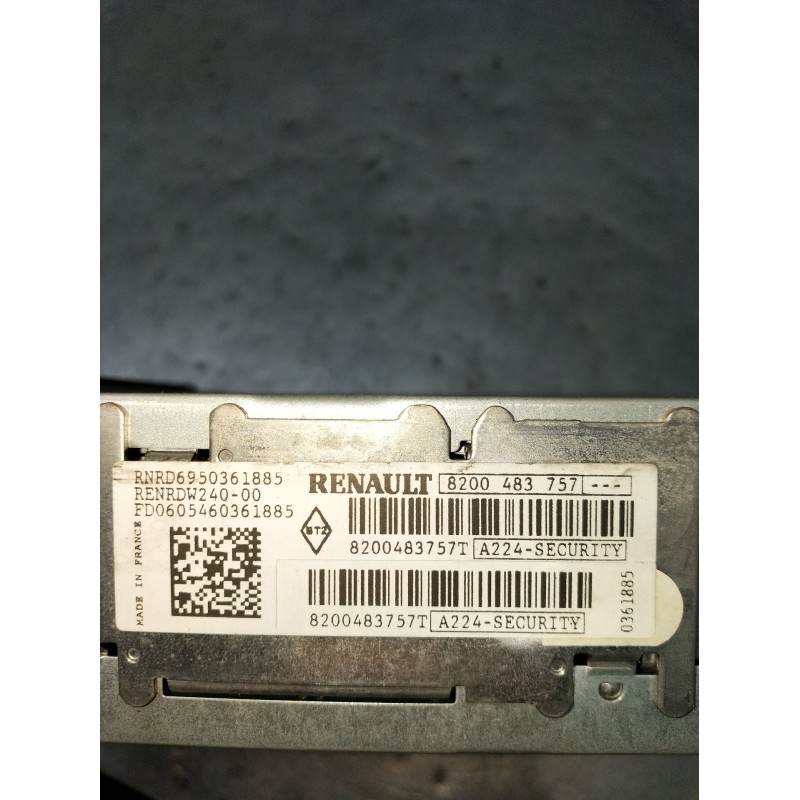 Recambio de sistema audio / radio cd para renault clio iii (br0/1, cr0/1) 1.2 16v (br02, br0j, br11, cr02, cr0j, cr11) referenci