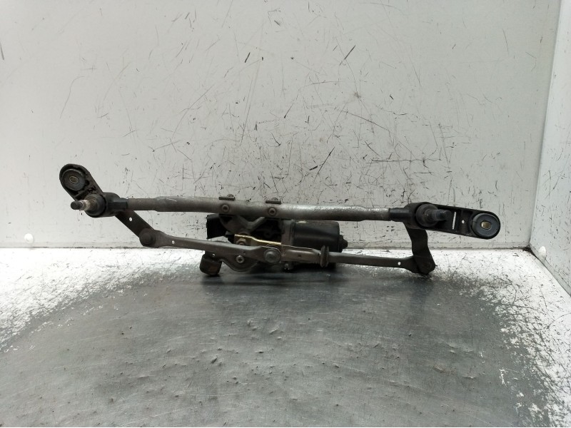 Recambio de motor limpia delantero para renault clio iii (br0/1, cr0/1) 1.2 16v (br02, br0j, br11, cr02, cr0j, cr11) referencia 