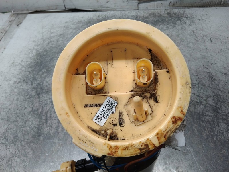 Recambio de bomba combustible para bmw serie 1 berlina (e81/e87) 118d referencia OEM IAM A2C53215722 7190943 