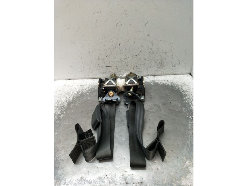 Recambio de juego cinturones delantero para renault clio iii (br0/1, cr0/1) 1.2 16v (br02, br0j, br11, cr02, cr0j, cr11) referen