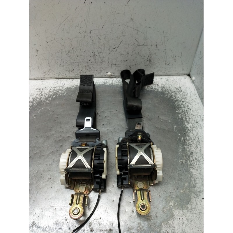 Recambio de juego cinturones delantero para renault clio iii (br0/1, cr0/1) 1.2 16v (br02, br0j, br11, cr02, cr0j, cr11) referen