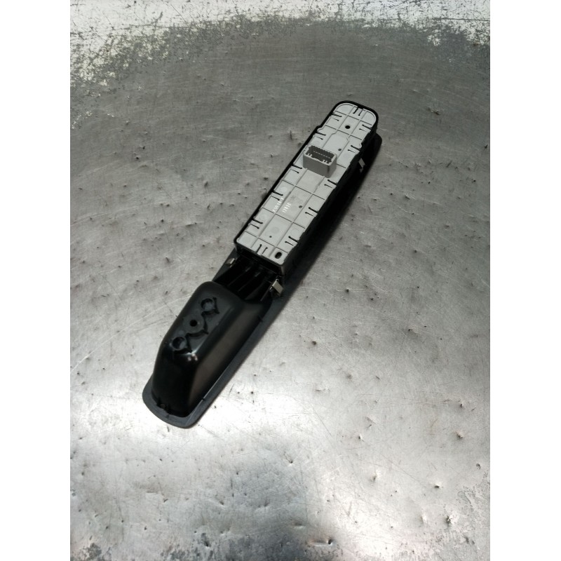 Recambio de mando elevalunas delantero izquierdo para renault scénic iii (jz0/1_) 1.5 dci referencia OEM IAM 80731978R 5P 2009