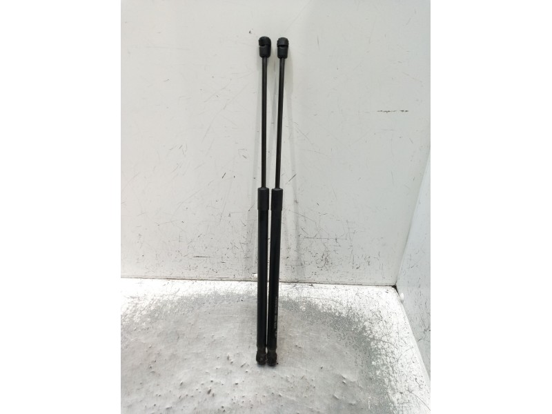 Recambio de amortiguadores maletero / porton para hyundai accent iii (mc) 1.4 gl referencia OEM IAM 817801E000  2005