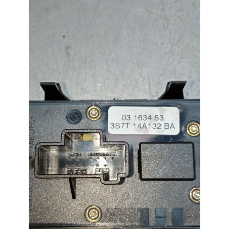Recambio de mando elevalunas delantero izquierdo para ford mondeo iii sedán (b4y) 2.0 tdci referencia OEM IAM 3S7T14A132BA 03163