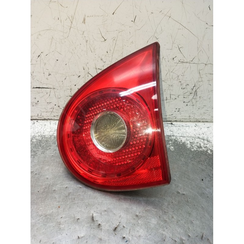 Recambio de piloto trasero derecho interior para volkswagen golf v (1k1) 1.9 tdi referencia OEM IAM 1K6945094G 89032905 2003