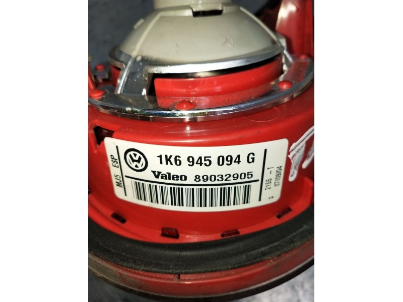 Recambio de piloto trasero derecho interior para volkswagen golf v (1k1) 1.9 tdi referencia OEM IAM 1K6945094G 89032905 2003