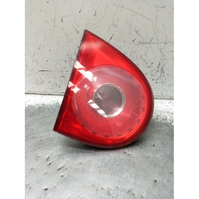 Recambio de piloto trasero izquierdo interior para volkswagen golf v (1k1) 1.9 tdi referencia OEM IAM 1K6945093G 89032904 2003