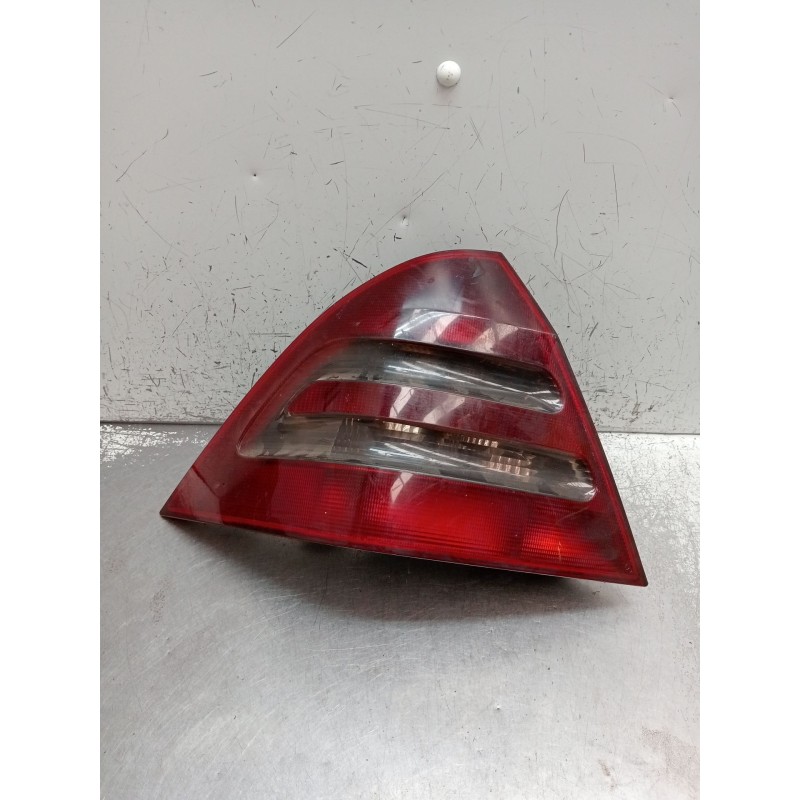 Recambio de piloto trasero izquierdo para mercedes-benz clase c (w203) c 270 cdi (203.016) referencia OEM IAM   2000