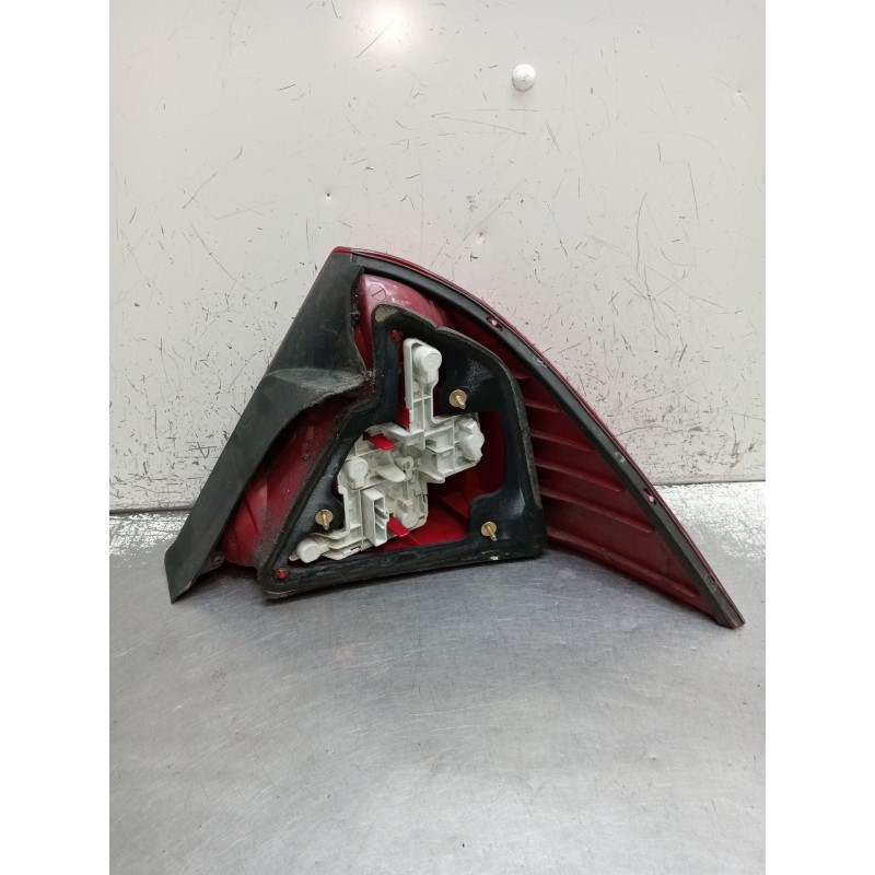 Recambio de piloto trasero izquierdo para ford mondeo iii sedán (b4y) 2.0 tdci referencia OEM IAM   2001