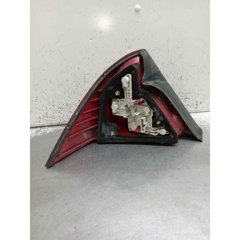 Recambio de piloto trasero derecho para ford mondeo iii sedán (b4y) 2.0 tdci referencia OEM IAM   2001