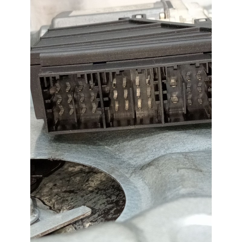 Recambio de elevalunas delantero izquierdo para seat ibiza iii (6l1) 1.4 16v referencia OEM IAM 6L4837751Q 993117102 2002