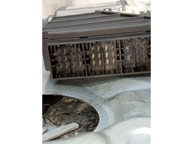Recambio de elevalunas delantero izquierdo para seat ibiza iii (6l1) 1.4 16v referencia OEM IAM 6L4837751Q 993117102 2002