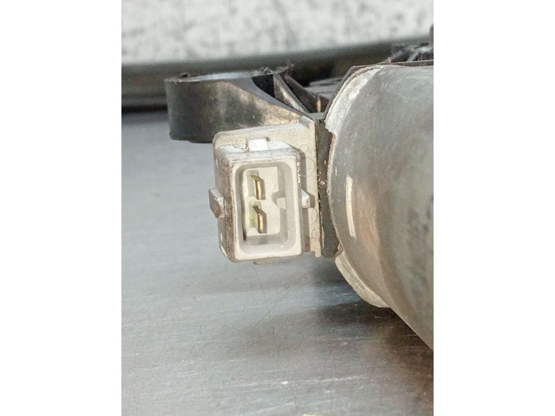 Recambio de elevalunas delantero derecho para peugeot 306 hatchback (7a, 7c, n3, n5) 1.9 d referencia OEM IAM 400354A 5P 1997
