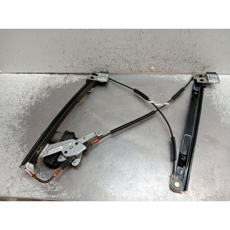 Recambio de elevalunas delantero izquierdo para ford mondeo iii sedán (b4y) 2.0 tdci referencia OEM IAM 1700010950 4P 2001
