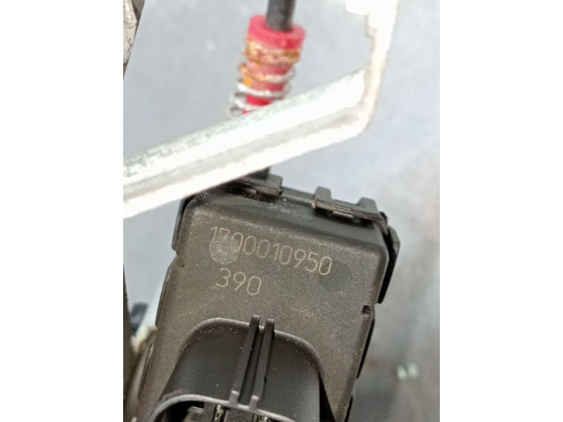 Recambio de elevalunas delantero izquierdo para ford mondeo iii sedán (b4y) 2.0 tdci referencia OEM IAM 1700010950 4P 2001