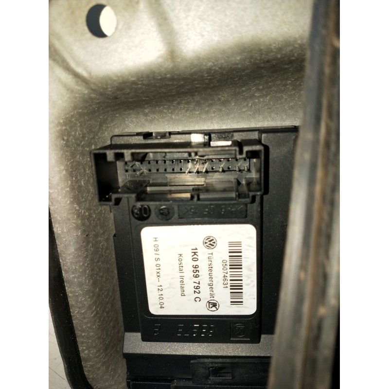 Recambio de elevalunas delantero derecho para volkswagen golf v (1k1) 1.9 tdi referencia OEM IAM 1K0959792C 3P 2003