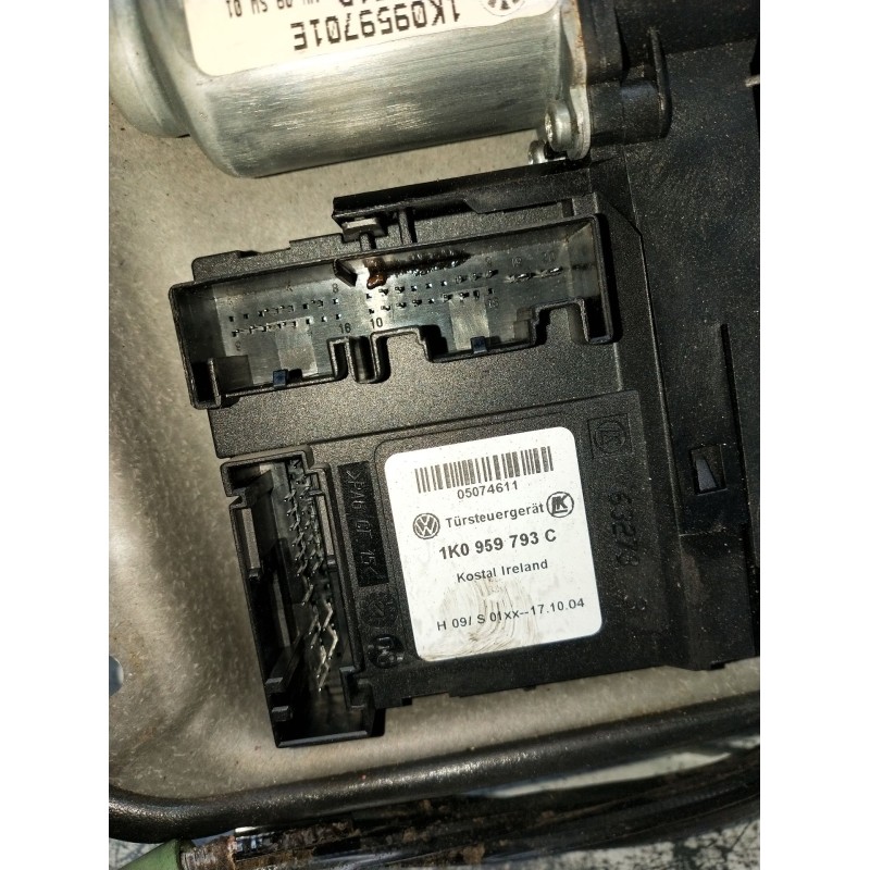 Recambio de elevalunas delantero izquierdo para volkswagen golf v (1k1) 1.9 tdi referencia OEM IAM 1K0959793C 3P 2003