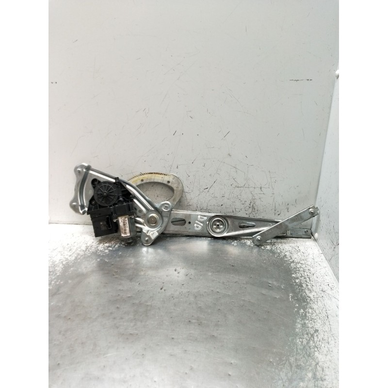 Recambio de elevalunas delantero derecho para renault scénic iii (jz0/1_) 1.5 dci referencia OEM IAM 807302741R 5P 2009